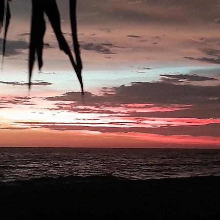 Tres Velas Surf Celestino Gazca Villasenor ภายนอก รูปภาพ
