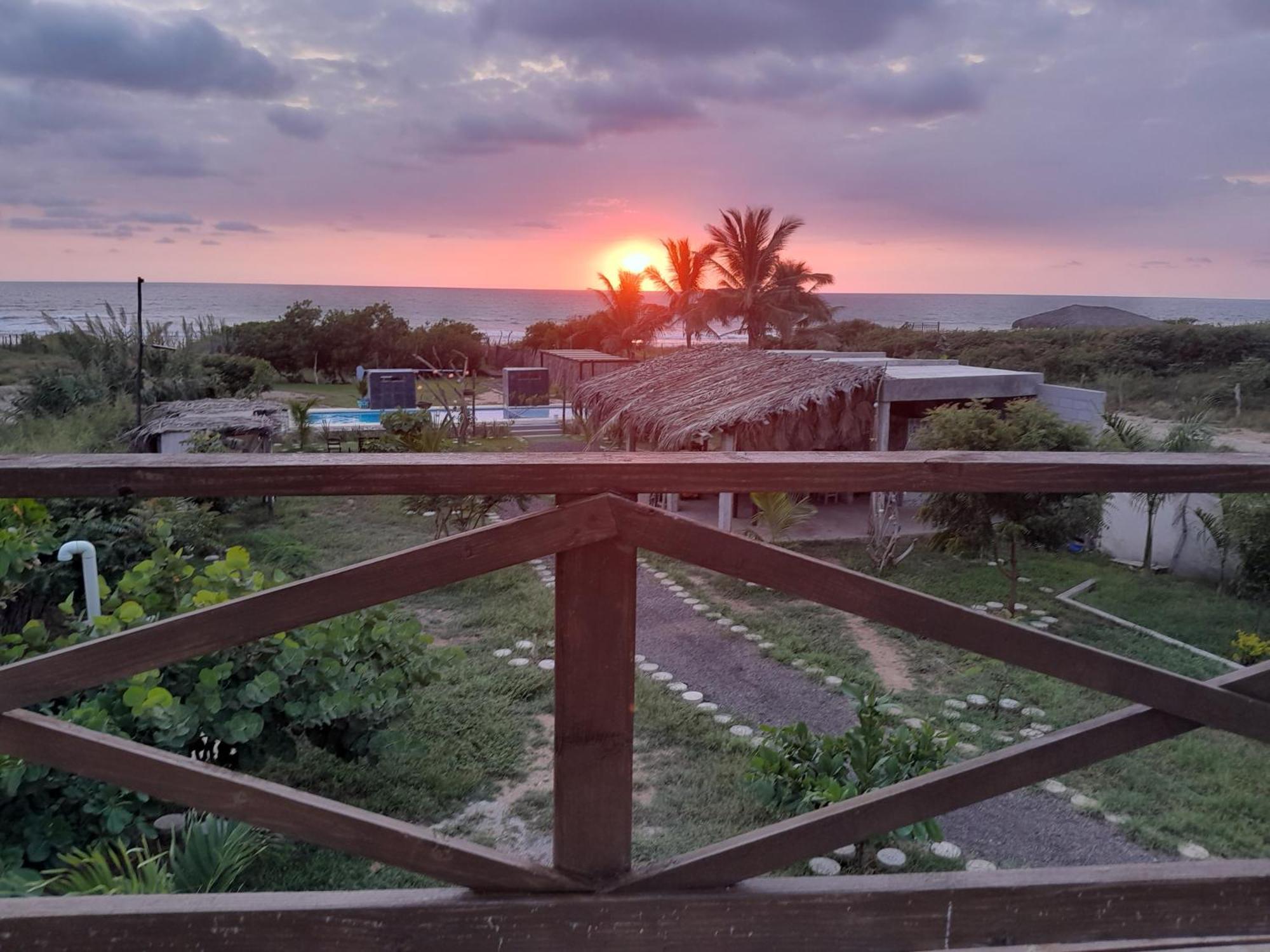 Tres Velas Surf Celestino Gazca Villasenor ภายนอก รูปภาพ
